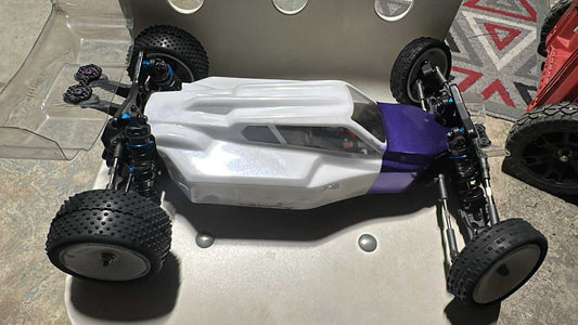 1/10 Carbon Wing button